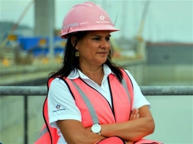 Ilya Espino dirigirá Canal de Panamá hasta el año 2033 La Autoridad del Canal de Panamá informó que en los próximos días iniciará el proceso formal de transición administrativa conforme a los procedimientos institucionales establecidos.