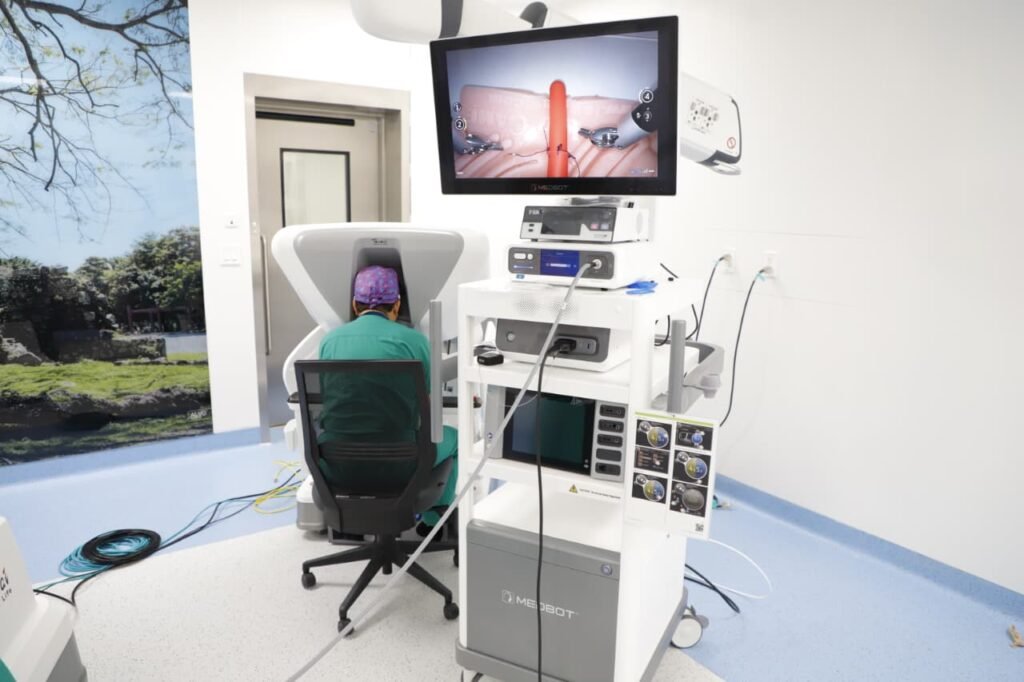Panamá entra oficialmente a nueva era médica con cirugía robótica css panama a la vanguardia en cirugía robotica
