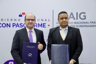 firma de convenio con la aig 2