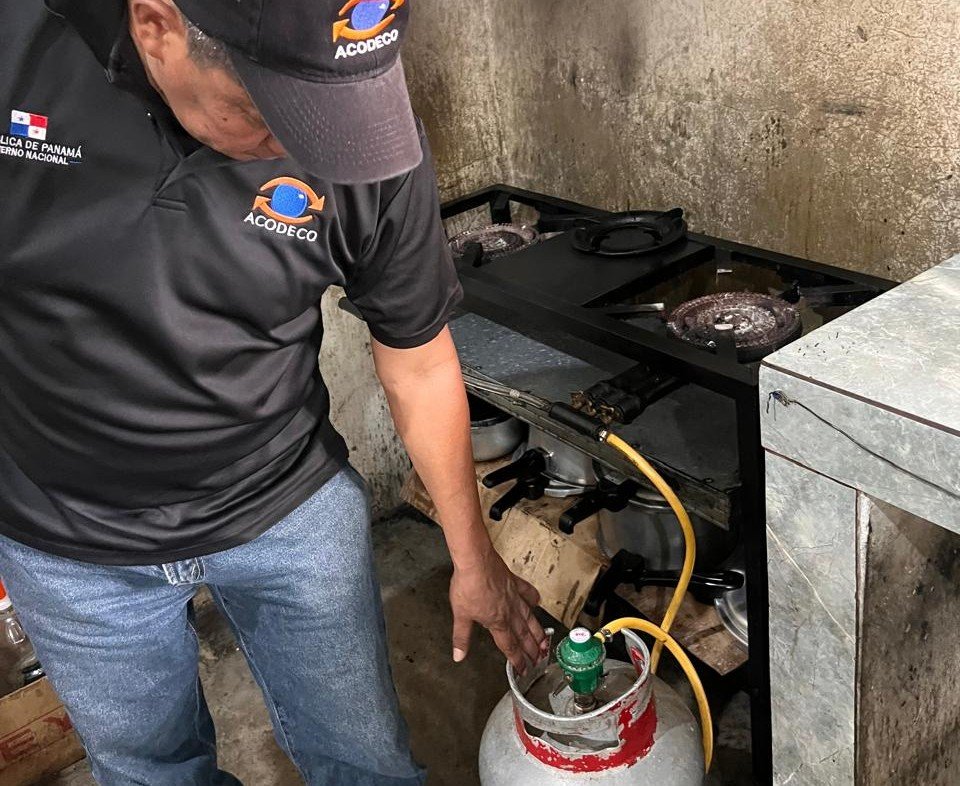 operativo en bocas del toro uso indebido de gas