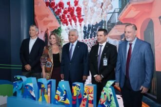 presidente jose rául mulino inaugura nueva sala en aeropuerto de tocumen