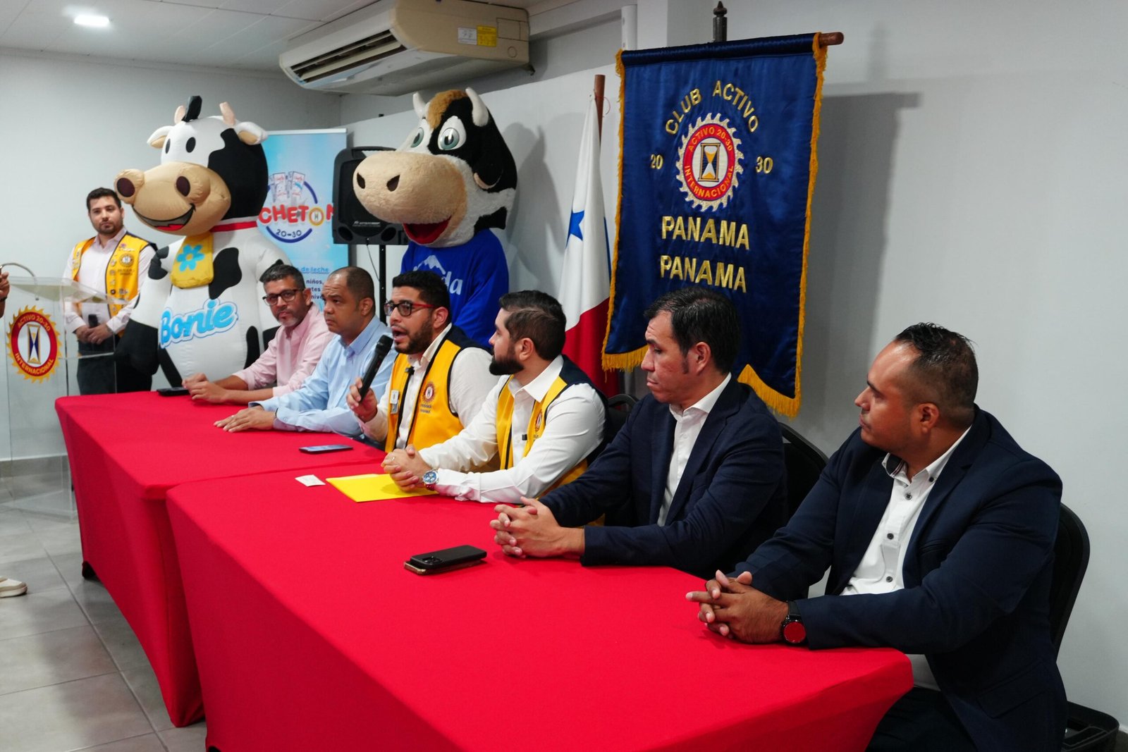 Lechetón 2026 busca recaudar leche para miles de niños