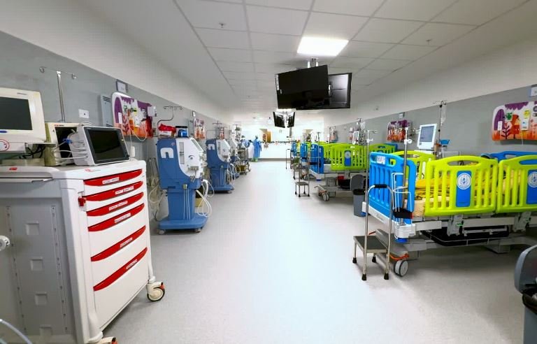 Ciudad de la Salud fortalece atención renal infantil especializada sala de hospitalización ciudad de la salud panamá atención pediátrica