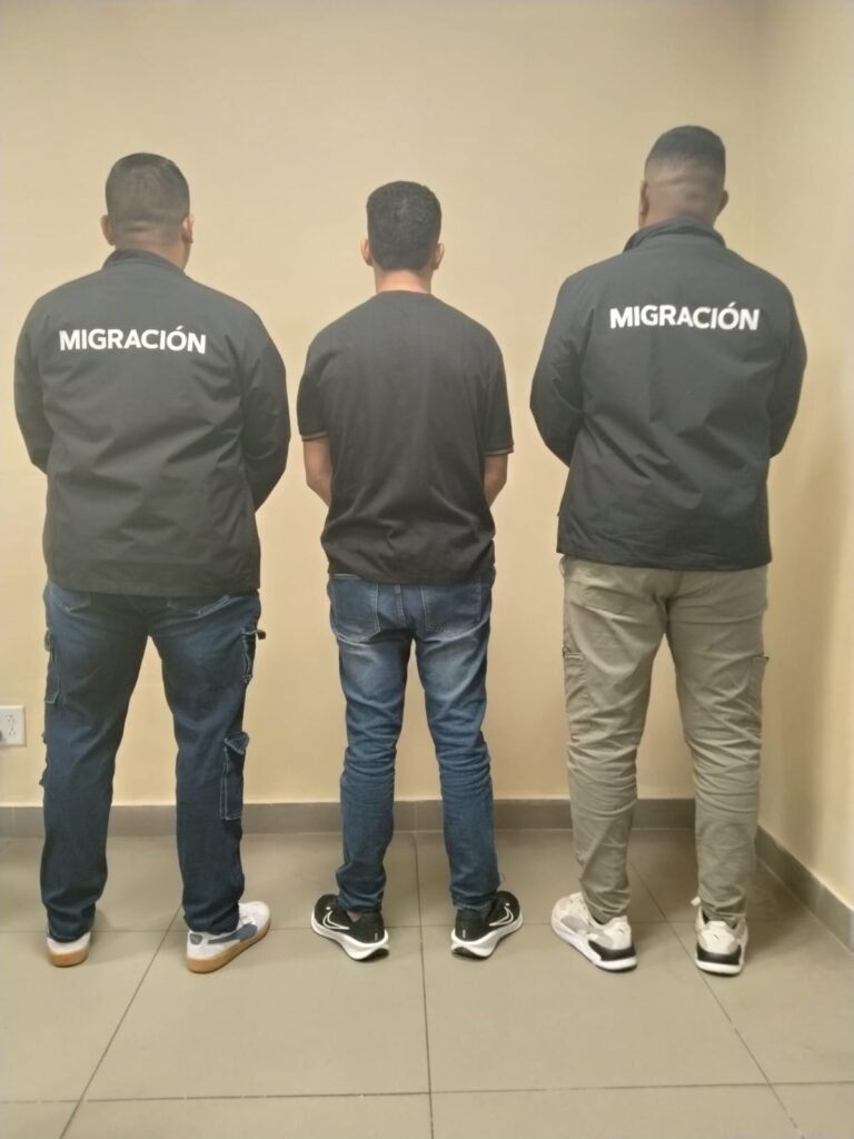 Los migrantes procedían de siete países diferentes. La mayoría corresponde a ciudadanos venezolanos, seguidos por personas provenientes de Colombia, México, Ecuador, Perú, Estados Unidos y Costa Rica.