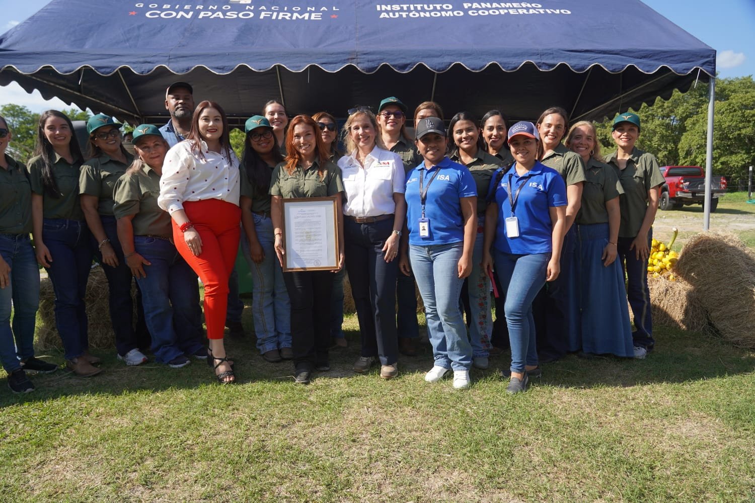 Mujeres ganaderas crean su primera cooperativa en Panamá