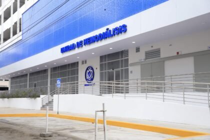 Nueva sala de hemodiálisis amplía la atención a 158 pacientes renales en Panamá