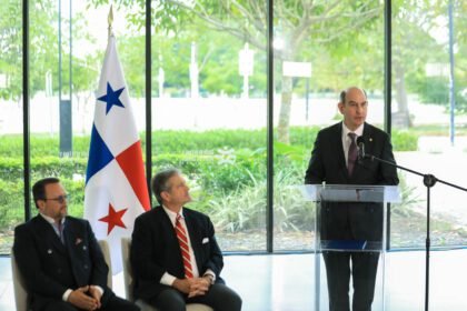 Chapman cifra en B/.6,300 millones el impacto económico por la paralización de la mina
