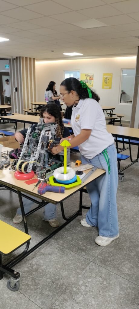 Mundial de robótica en California