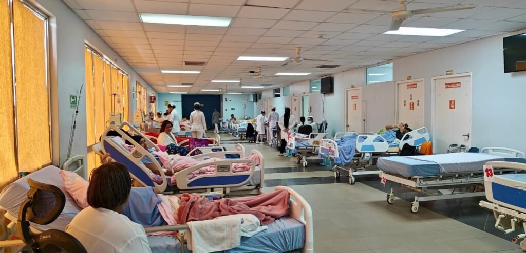 La CSS revisó hospitales, unidades de salud y albergues en cinco provincias para evaluar daños, servicios médicos y atención a damnificados.