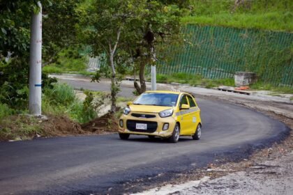 parcheo de calles en El Vallecito